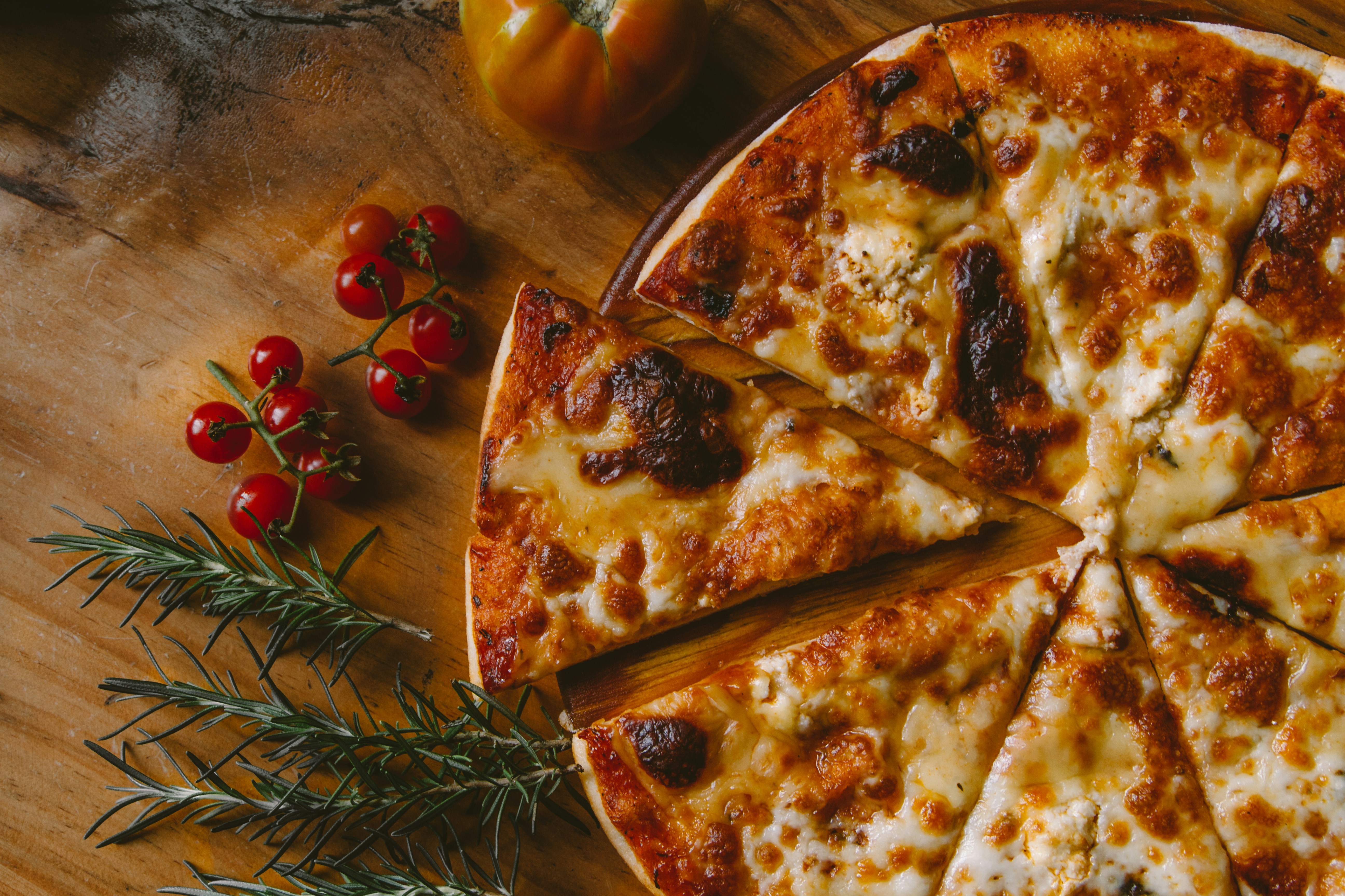 automated pizza vending machine